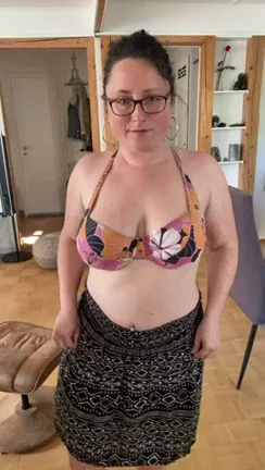 This MILF is ready to teach you boys a few things!