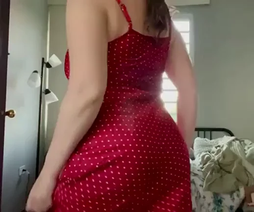 Tutor's Anatomy Lesson: Polka Dot Slut Drops Dress & Shows Juicy Tits & Pussy 😈🍒