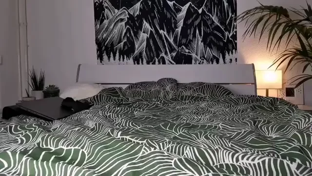 [f34] I would use that magic wand while you'd play with my ass ?