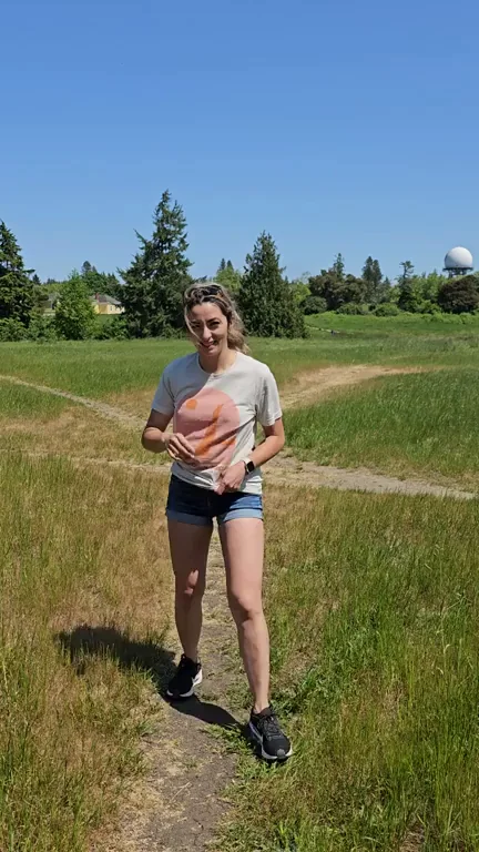 A beautiful day to flash my tits [gif]
