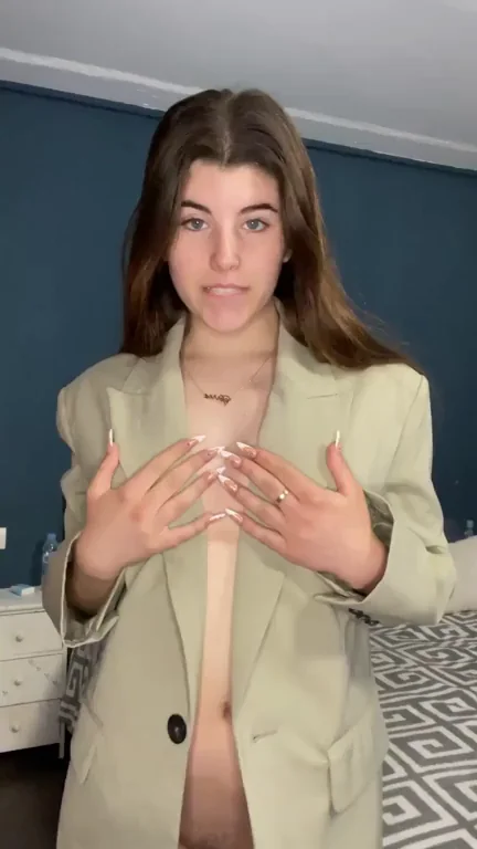 I would be so happy if you jerk off in my body ;)
