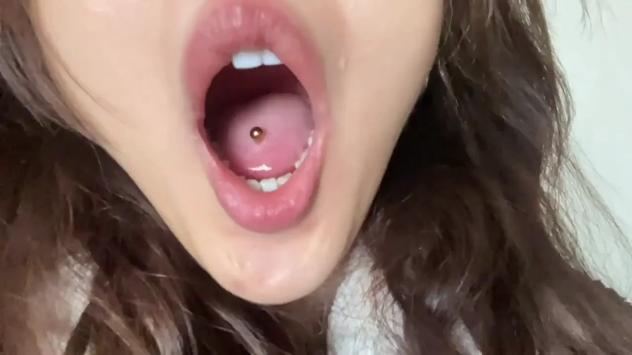 Mouth Open Up Deep Throat