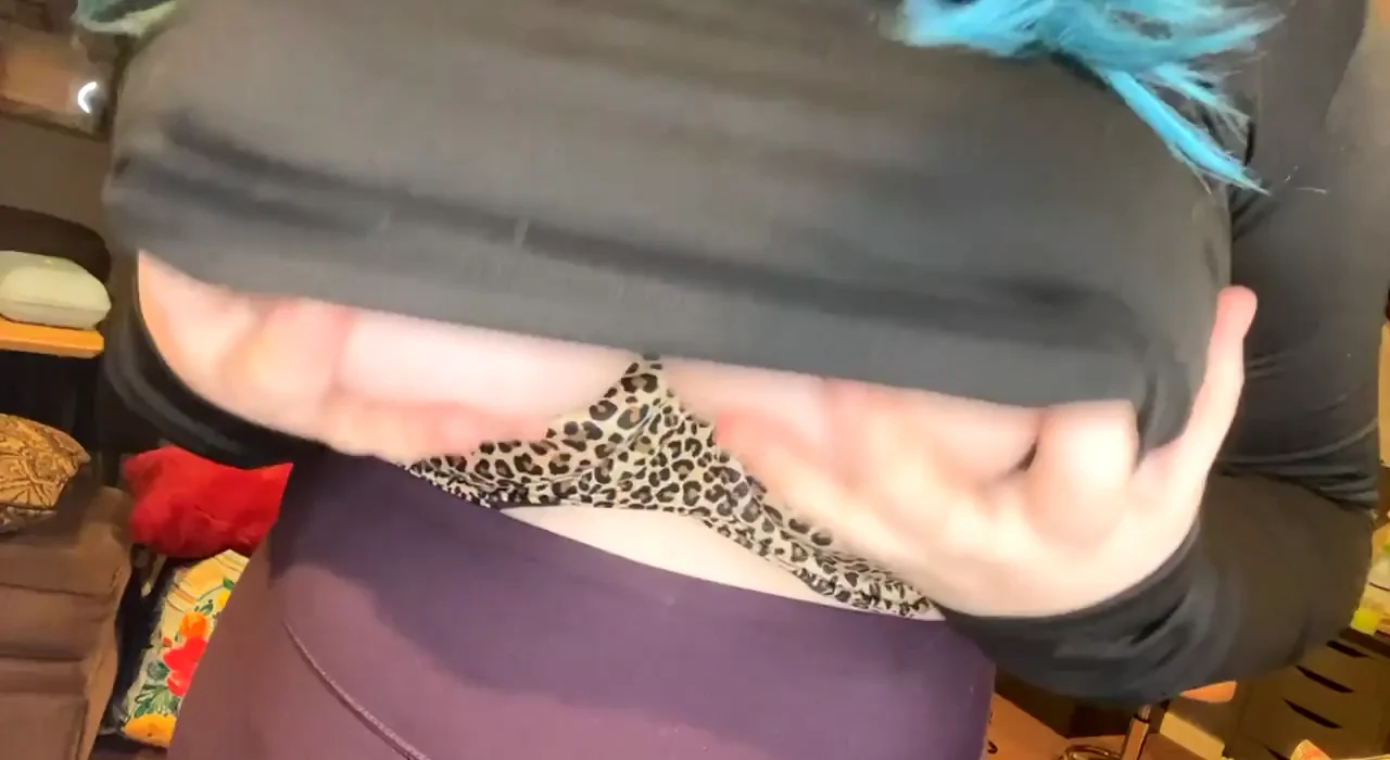 Big Tiddy Goth GF Begs for Metal Tracks to Fuck To