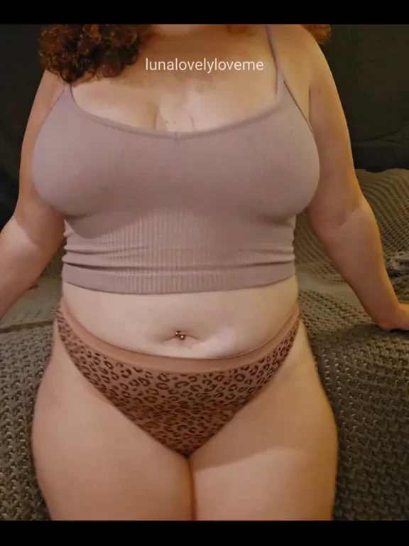 Everything you need in a short and curvy package