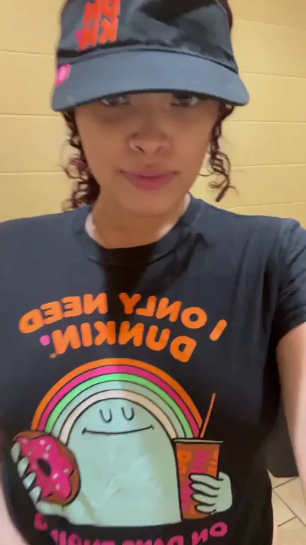 Wink If You Spot Me, Dunkin' Slut Wants Bathroom Fuck 😏🍩💦