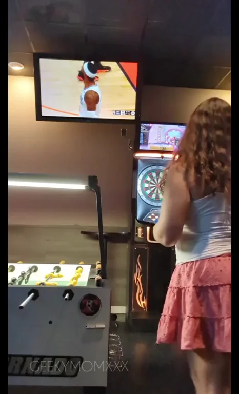 The bar guys didn't seem to mind my lack of skill