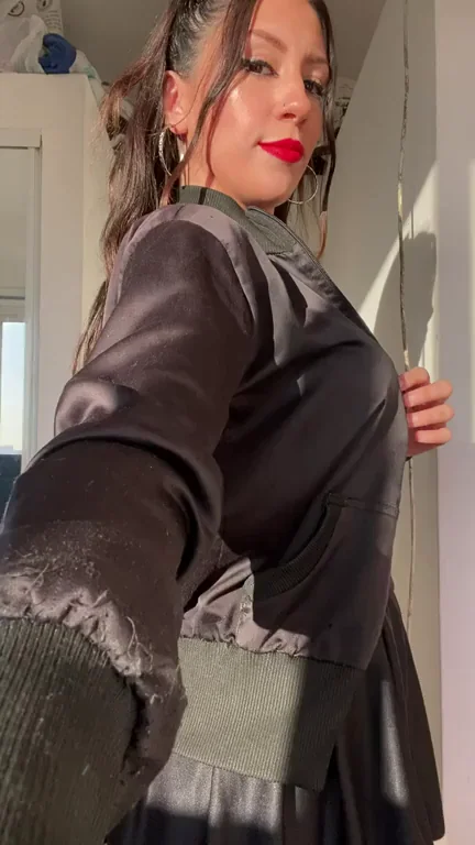 Craving Your Hands All Over My Huge Natural Tits 😈💦