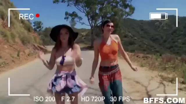 Coacharoo Sluts Lily Jordan, Cadey Mercury & Liv Revamped Twerk & Suck 🍑🍆💦