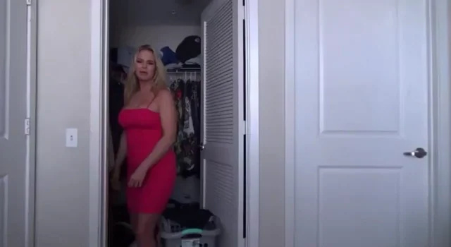 Mommy's Juicy Satisfaction 💦👅🔥