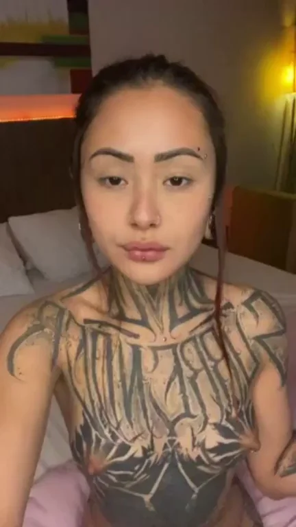 Wanna be my fuck toy? [F19]
