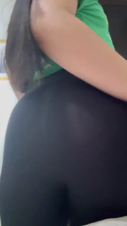 Ooopsie, sry for putting my ass in your face!