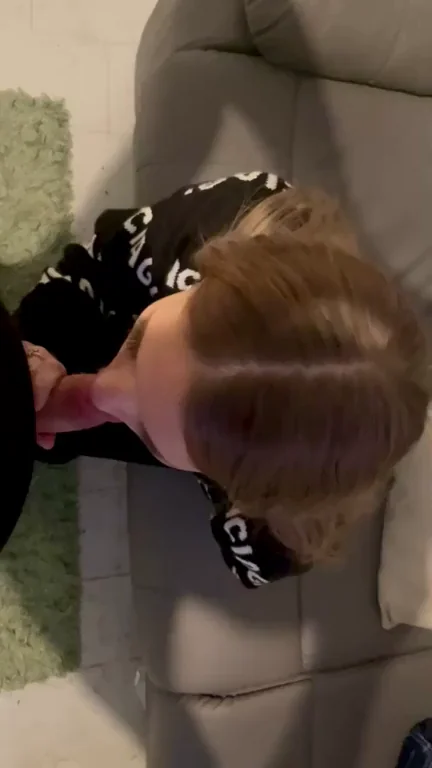 Had to the neighbour a sloppy blowjob before his GF got home from work, who else needs one