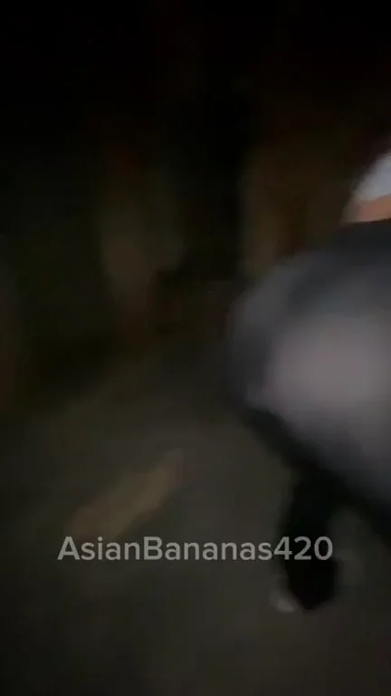 Fucking Hot in Abandoned Ruins? 😈🍌