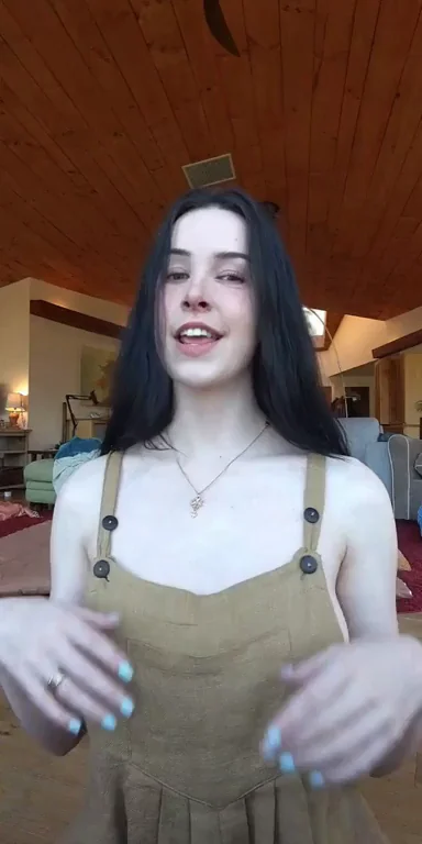 Giving you a fun ðŸŒ° surprise [OC]