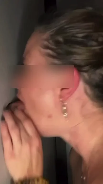 💦 Cheating Wife Gulps Stranger's Cum Deep Throat Style – No Drop Wasted! 😈