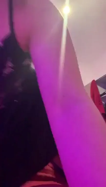 😈 Shower Glass Tease with Pigtails & Thicc Ass 🍑💦