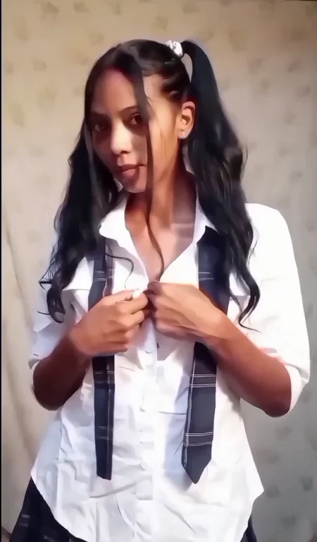 Please play with My Boobs whilst l play games