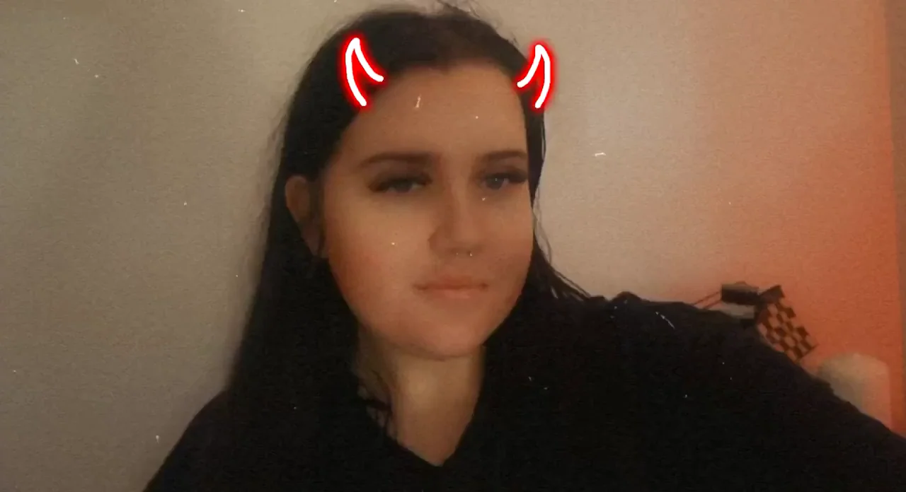 Cheeky Devil MILF Tease with Horns 😈🍑🤭