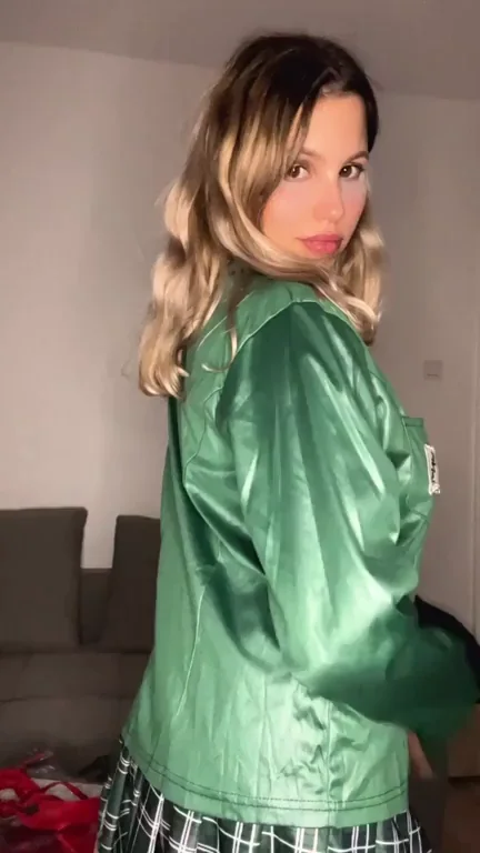 Anyone into big teacher milkers?