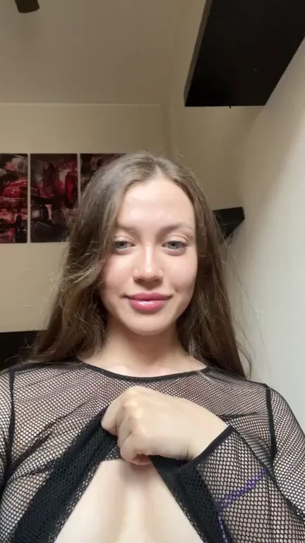 Imagine the feeling of having your cock between my boobs [reveale]