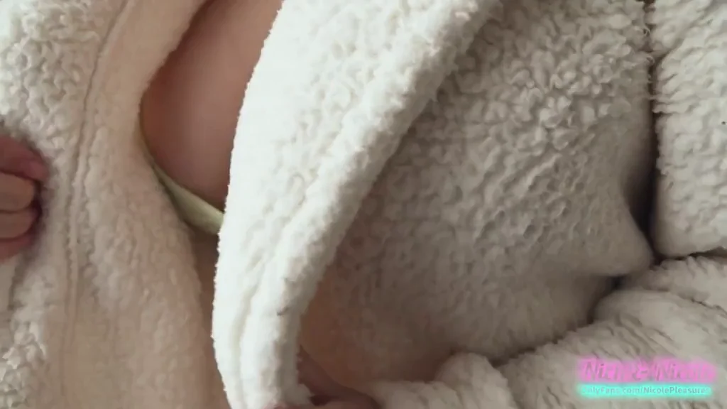 Watch My Massive Tits Drop in Slo-Mo Tease 😍🍈🍈