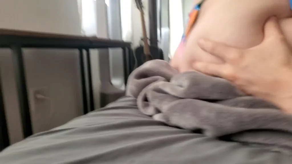 Thick Ass Jiggles Wild While Slipping On That Tiny Bikini