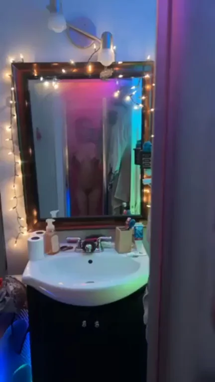 Say hi if you would fuck me in the showerâ¤ï¸