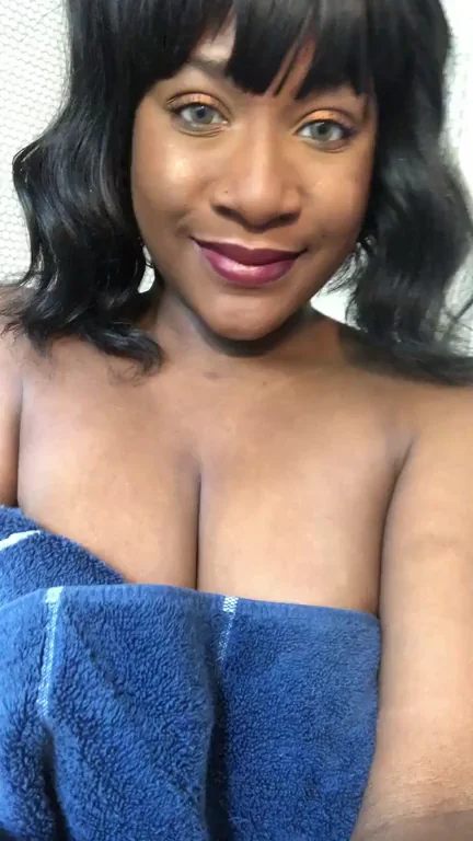 Busty sluts make the best sxxx :)