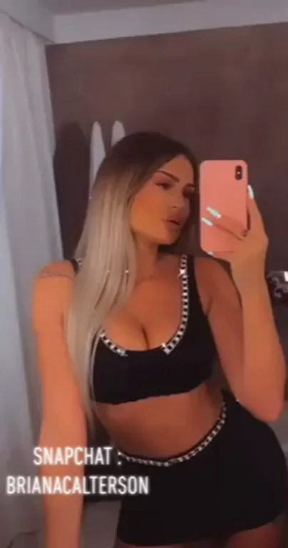 Date Me Daddy? Big Tits Slut Teases on Snapchat 😈🍑💦
