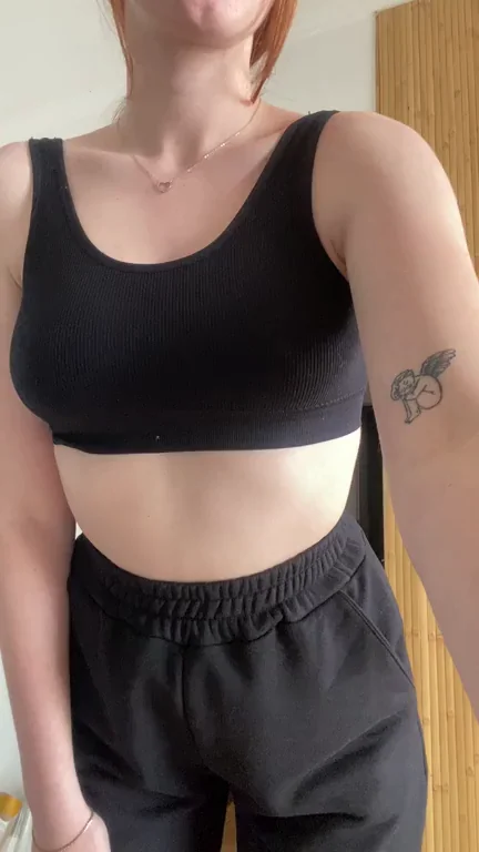 Your Hands Would Make My Perky Tits Feel So Good 😈🍈🍈