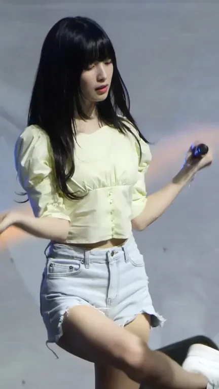 Oh My Girl - Arin