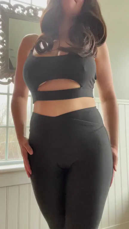 Love Teasing with this outfit