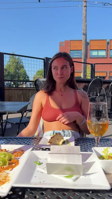 Naughty dinner date