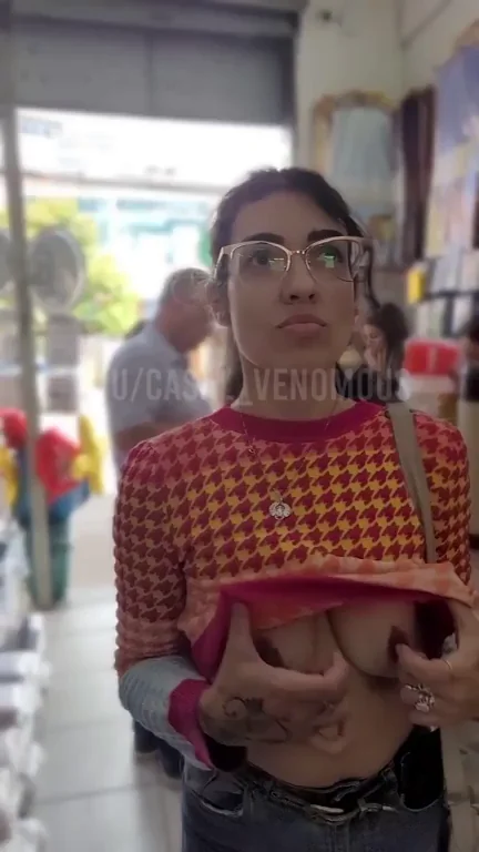Shopping with a hint of exhibitionism