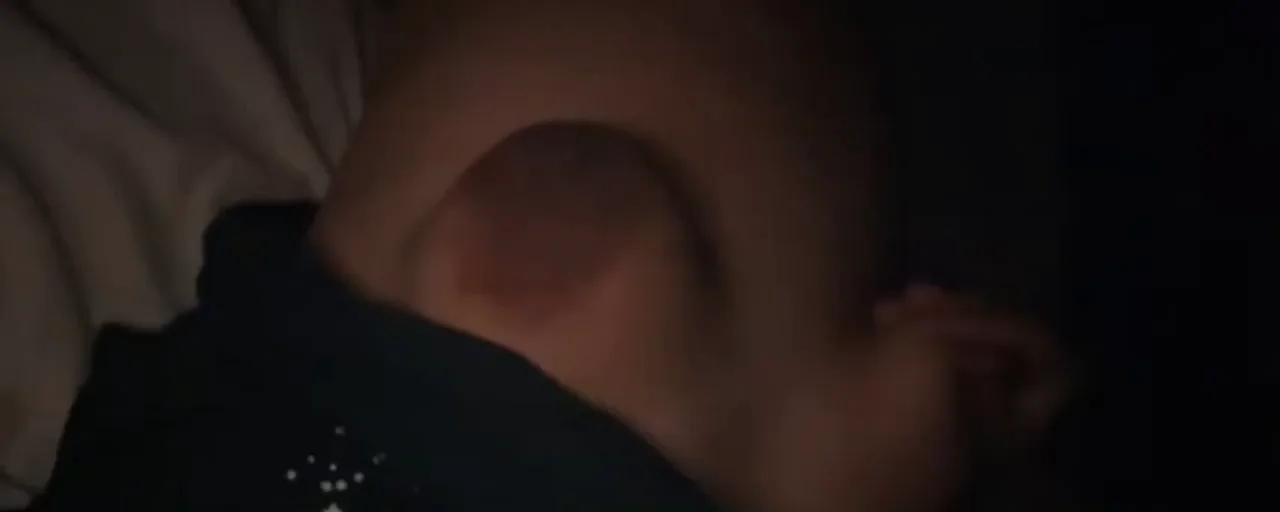 🍒 [GIF] Bed Bugs Bite My Juicy Homegrown Tits 😈
