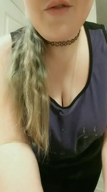 Big Tiddy Goth GF's Tease: Now It's Your Turn to Drool