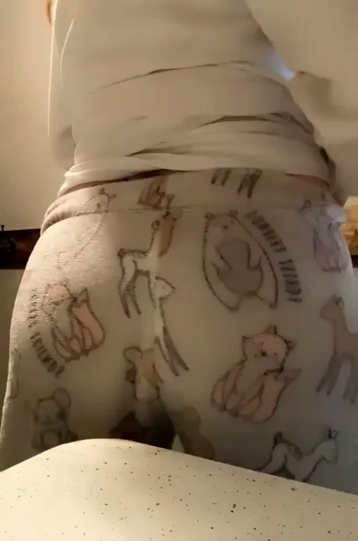 Redhead Slut Humps Pillow with Juicy Ass Spread Wide