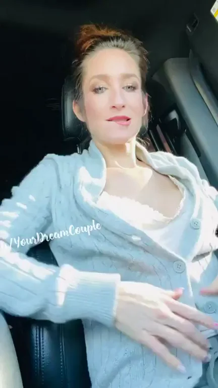 Never underestimate a mom with 10 min of free time in a car