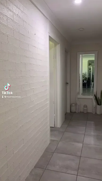 🔥 Juicy Redhead's Phat Ass Tease in the Hallway! 🍑💦