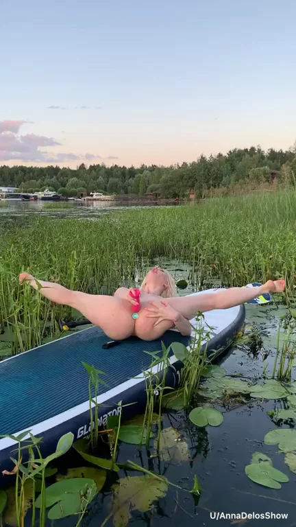 I like to masturbate on water and i want to be fucked here?
