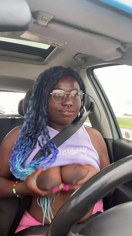 Distracted driving 😁