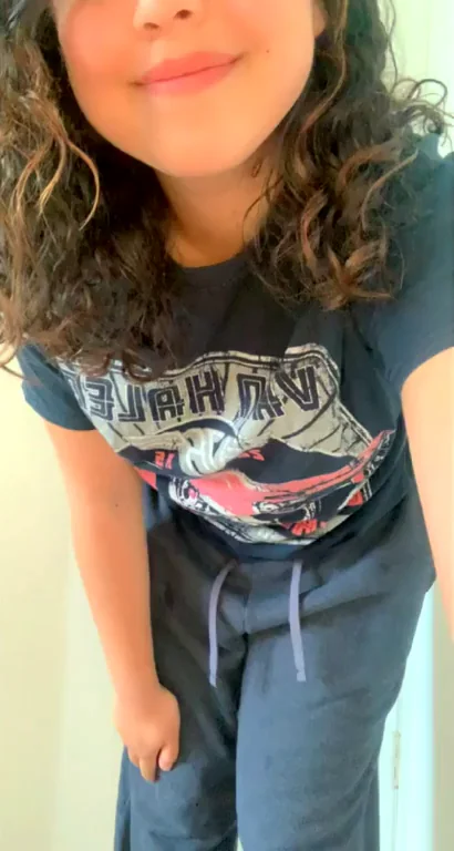 🔥 Curly Cutie Flaunts Engorged Veiny Tits & Thick Thighs! 💦