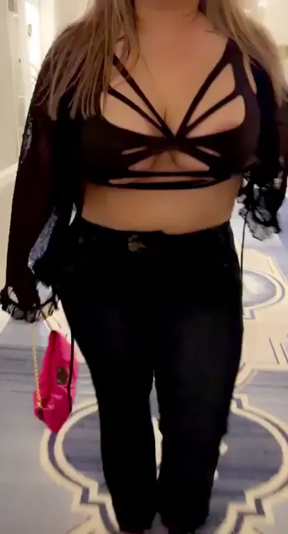 🍒 Busty Room Service Titty Drop Tease 😈