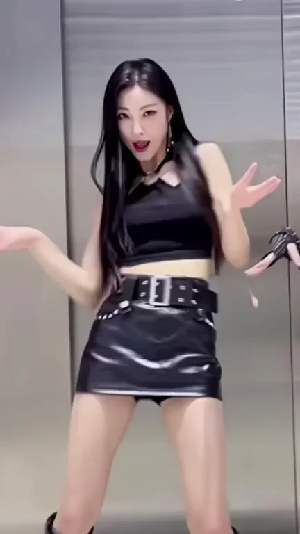 ICHILLIN' - Yeju