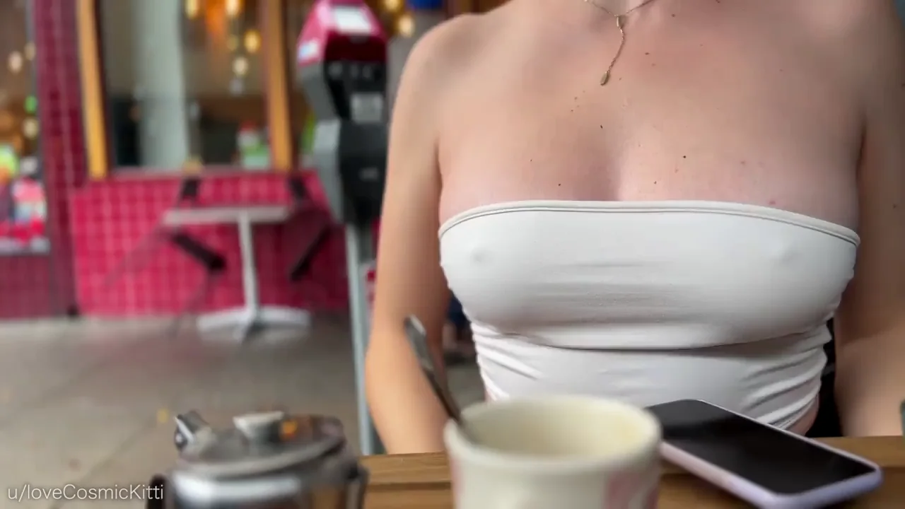 Look- I can make my shirt disappear!