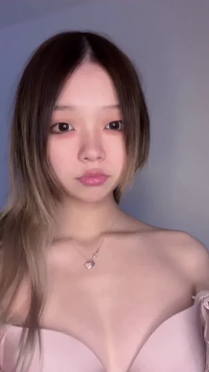 My boobs are tiny and so is the rest of me