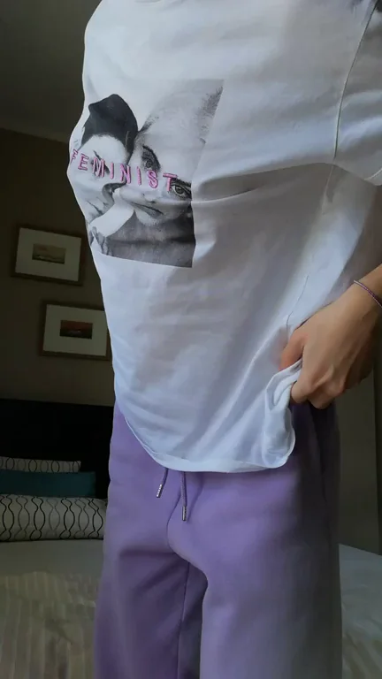 Petite Teen's First Boob Bounce Tease in Oversized Tee 😘💕