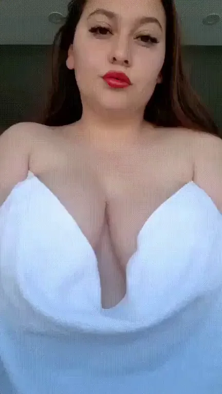 Rate My Wild Saggy Areolas 1-10, Massive Tits Tease