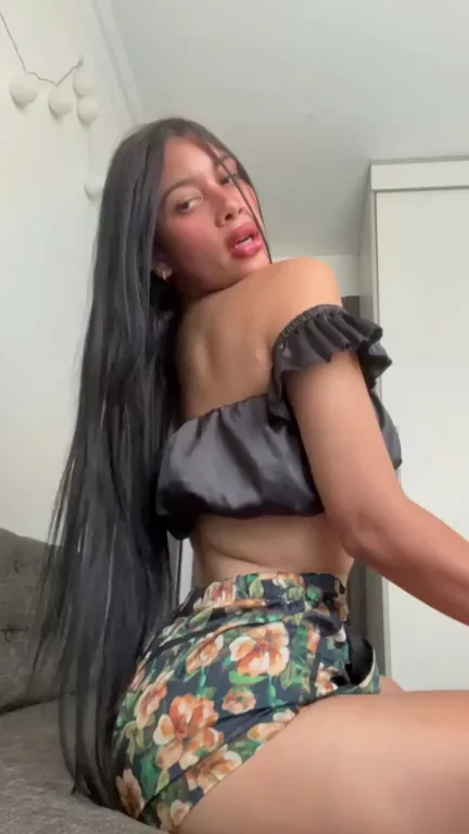 Spank My Juicy Ebony Ass Hard, Daddy! 🍑🔥
