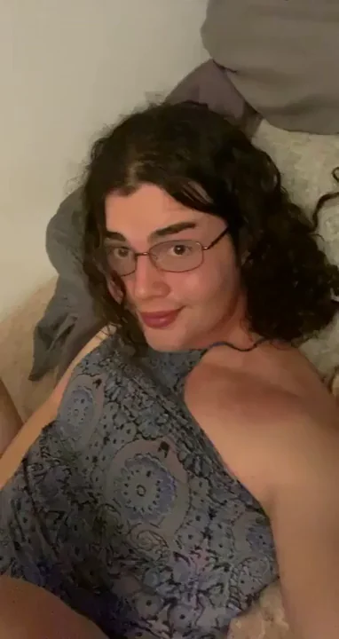 Weed-Smokin' Trans Hottie Edges Her Thick Cock 'Til Brain Melts 🐱‍👤💨🍆